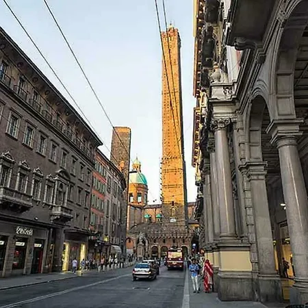 Light & Colours Apartman Bologna